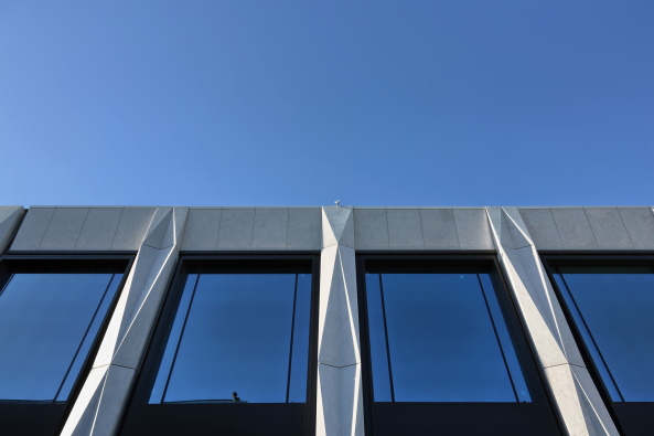 Einkaufszentrum, Bibliothek und Parkhaus von ACME in Melbourne