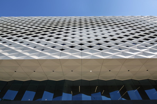 Einkaufszentrum, Bibliothek und Parkhaus von ACME in Melbourne