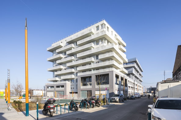 Zac du Port Housing, Atelier Zndel Cristea, Cantin Planchez, SPLAAR, Sergio Grazia, Canal de l'Ourcq, Pantin, Frankreich