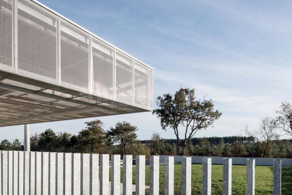 OLGGA Architekten, Atelier CAMBIUM, Saint-Paul-ls-dax, Frankreich, Sportanlage, Tribne, Landschaftspark, Naturschutzgebiet, Terrassen