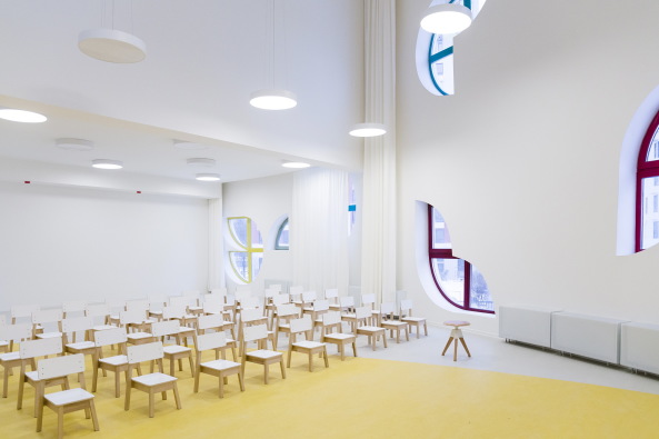 Kindergarten Varshavskoe Hwy 141, Buromoscow, PIK group, Moskau