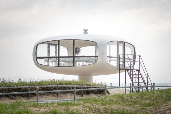 Zwei Bauten von Ulrich Mther auf Rgen restauriert