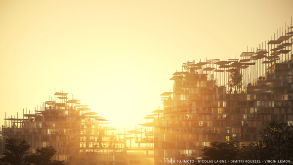 Foujimoto, Laissn, Roussel planen Wohnkomplex