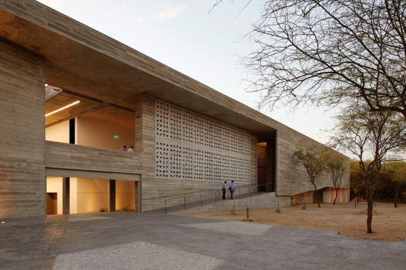 Barclay & Crousse, Unigeb�ude, Peru, Sichtbeton, Verschattung, Labyrinth