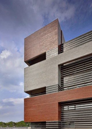 Backstein, Brick, Stephane Paumiere Architects, Amit Pasrichi, Botschaft, franko-deutsche Botschaft, Dhaka, Louis Kahn