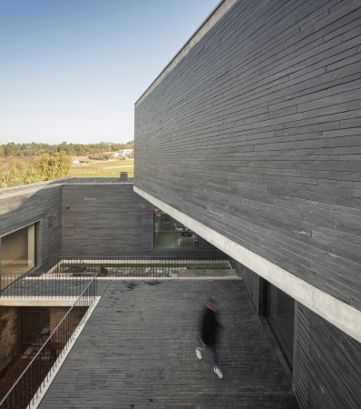 NOARQ, Santo Tirso, Porto, RPFV house, Wohnhaus, Schiefer, Umbau