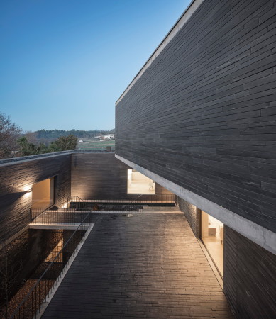 NOARQ, Santo Tirso, Porto, RPFV house, Wohnhaus, Schiefer, Umbau