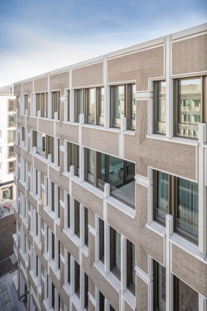 Fassade, Hlle, Bekleidung, Betonfertigteil, Riemchenfassade, Funktionsmischung, Klinker