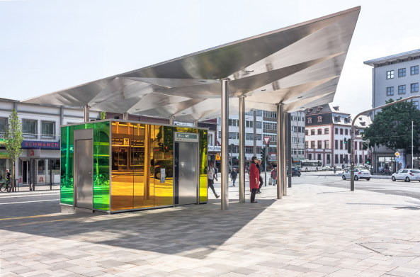 Die neue Haltestelle wertet den Mainzer Mnsterplatz als ffentlichen Raum auf.