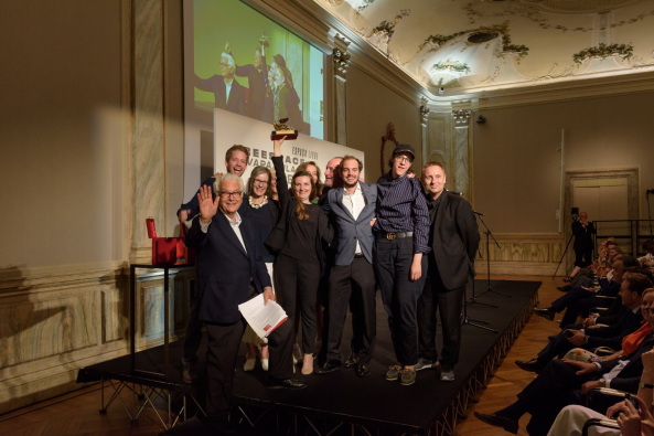 Das Schweizer Pavillon-Team bei der Preisverleihung, Foto: Andrea Avezzù