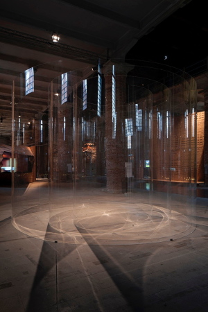 Eine der �berfl�ssigsten Arbeiten in der ganzen Show stammt von SANAA (67). Wenn jemand keine Idee hat, warum dann nicht mal die Einladung an j�ngere Kollegen weiterreichen? Foto: Francesco Galli