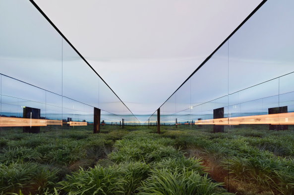 Argentinien (AR) bringt mit einer wunderbaren Installation die Pampa nach Venedig. Das Projekt pr�sentiert �ffentliche Architektur, die seit der R�ckkehr des Landes zur Demokratie entstanden ist, Foto: Federico Cairoli