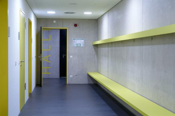 Sporthalle in Affing-Bergen von Schwinde Architekten