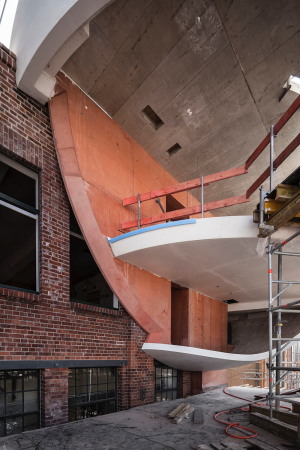 Baustellenbesuch bei Oscar Niemeyer in Leipzig