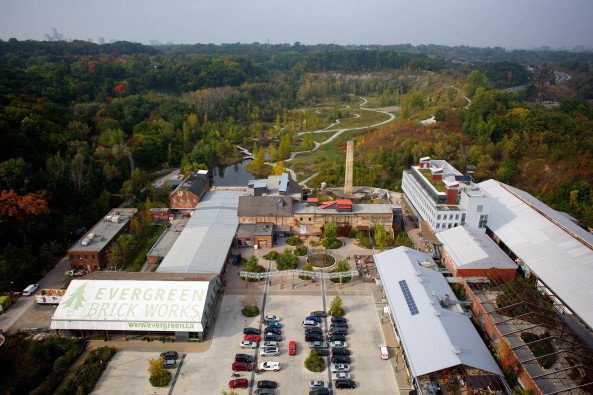 Ziegelfabrikumbau von LGA Architectural Partners