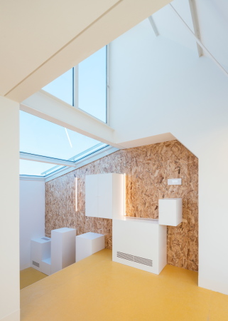 elii, Save the Children Foundation, Madrid, Vallecas, Plaza Puerto Rubio