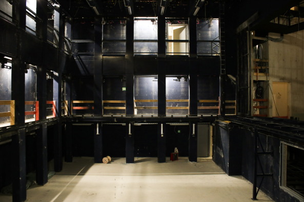 Die Bhne der Kinderoper liegt 14 Meter unter dem Straenniveau.