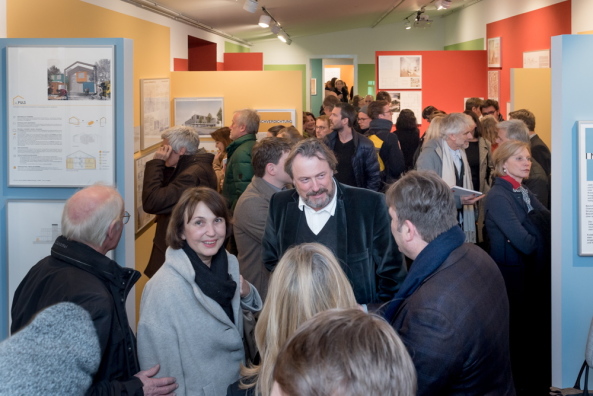 M�rz/Arpil 2016: Wir machen das! Wohnraum f�r Alle + Home not Shelter!