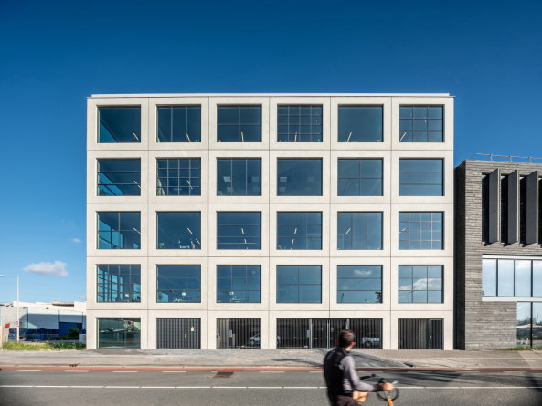 Brogebude in Amsterdam von MVRDV