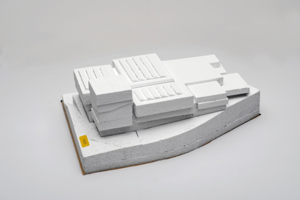 2. Preis: BUR, Kiew, Modell