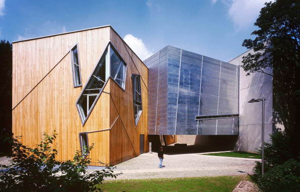 Das Felix-Nussbaum-Haus, entworfen von Daniel Libeskind, erffnete vor 20 Jahren.