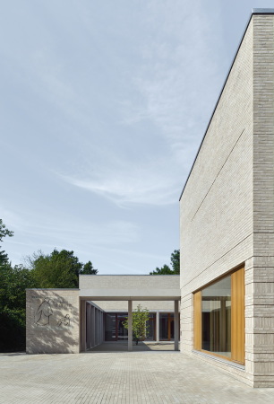 Gemeindezentrum von Vllmar und Pahl