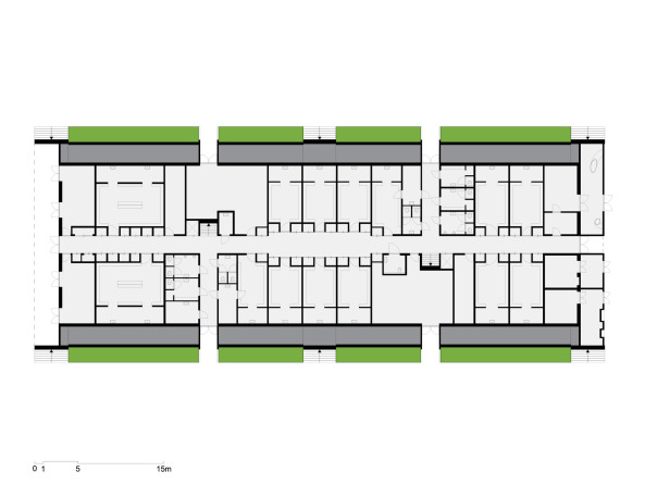 Grundriss Erdgeschoss: Umkleiden, Duschen, Stau- und Technikr�ume.