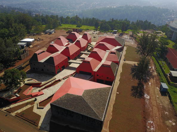 Architekturschule von Patrick Schweitzer & Associs in Ruanda