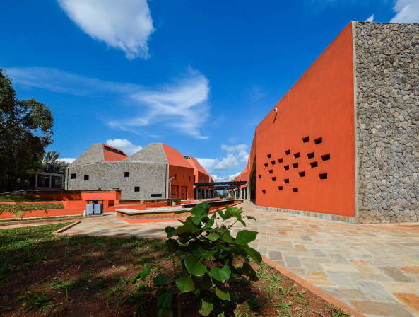 Architekturschule von Patrick Schweitzer & Associs in Ruanda
