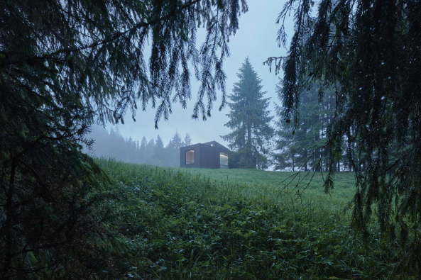 Michiel De Backer, Martin Mikovck, Ark shelter studio, Kysuce, Nord-Slowakei, Into the wild, Berghtte