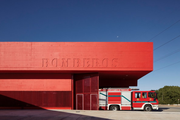 Smiljan Radic, San Pedro de La Paz, Bocca Sur, Stadtplatz, Beton, Farbe