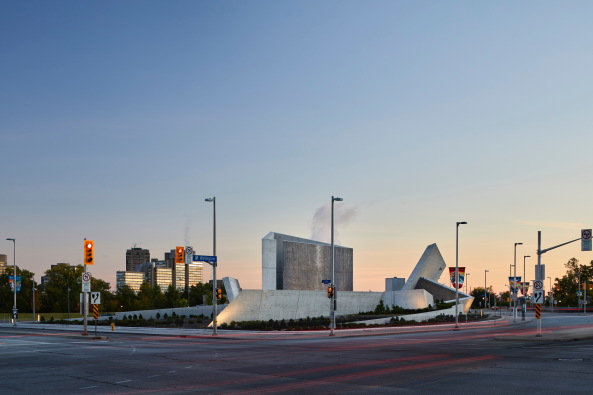 Studio Libeskind stellt Gedenkort fertig