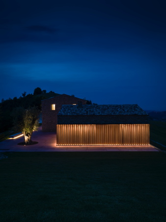 Wohnhausensemble bei Urbino von GGA gardini gibertini architetti