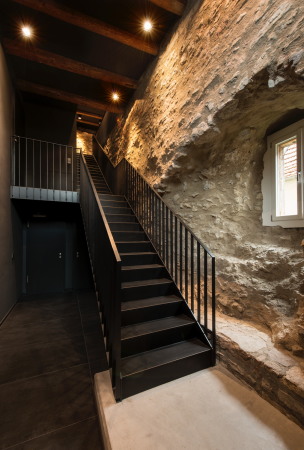 Die neu organisierte Erschlieung verluft parallel zur alten Stadtmauer.