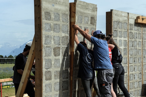 Studierende bauen Kunstpavillon in Lausanne