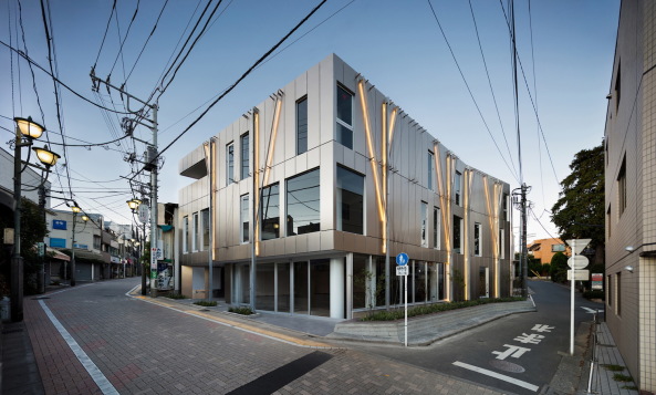 Gesch�ftshaus in Tokio von Sasaki