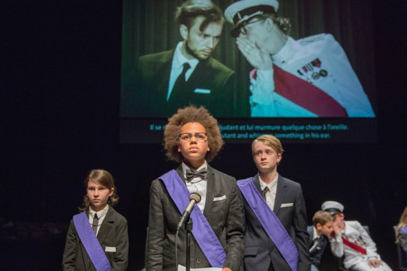 Rau bringt mit Kindern das Leben des Kinderm�rders Marc Dutroux auf die B�hne.