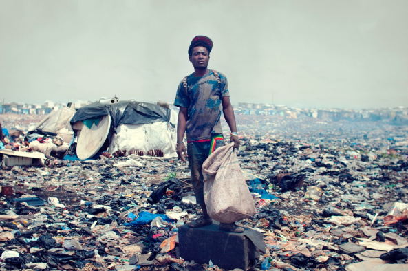 Immer nur eine Person darf den Raum betreten. Was dort passiert, muss jeder mit sich selbst ausmachen.