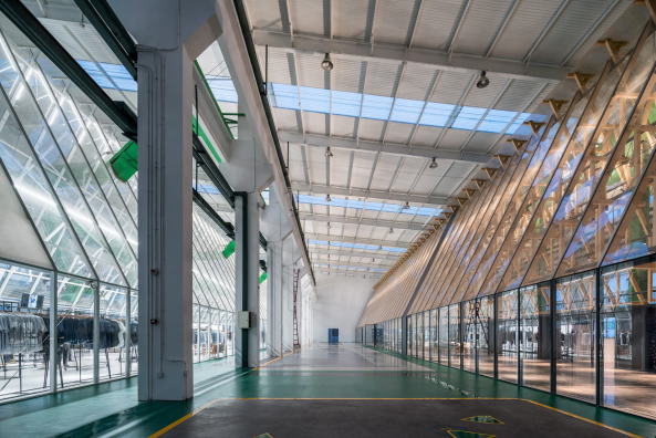 Zwischen den Pavillons ist Raum fr Indoor-Aktivitten.