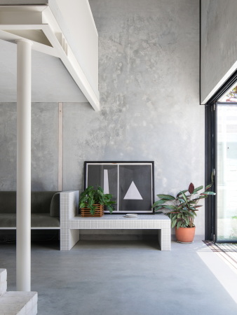 Betonwohnhaus von Whispering Smith in Perth