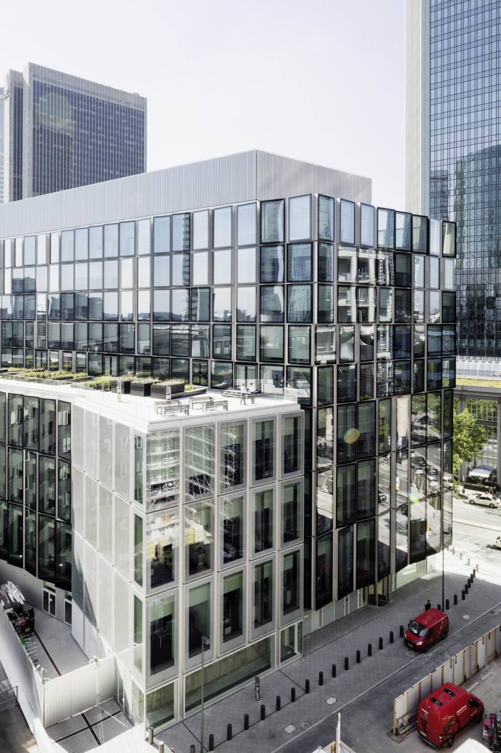 Deutsche Bank Campus In Frankfurt Von Ksp Jurgen Engel Ein Hauch International Style Architektur Und Architekten News Meldungen Nachrichten Baunetz De