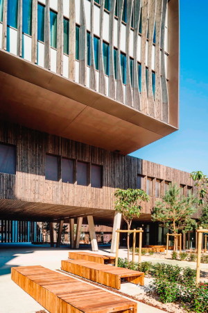 Schulkomplex in Saint-Denis von Brenac & Gonzalez