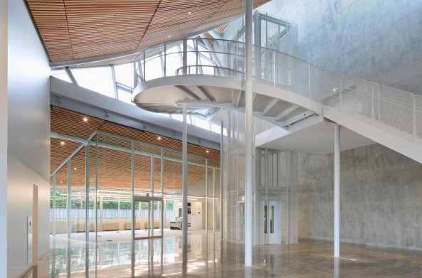 Kulturzentrum von SANAA in Tsuruoka