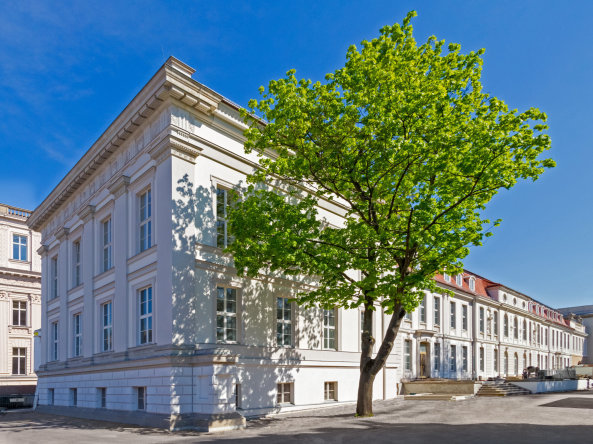 Das Prinzessinnenpalais an der prominenten Adresse Unter den Linden 5 ist eine Rekonstruktion aus DDR-Zeiten.
