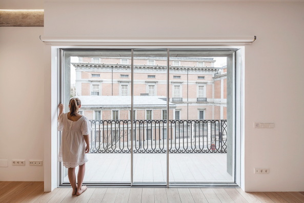 Wohnungsumbau in Madrid von Jess Aparicio Guisad