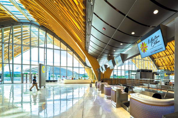 Flughafenterminal auf den Philippinen