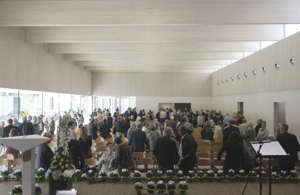 Anerkennung: Groer Saal in der Festhalle am Kellergarten in Dirmstein von BauEins Architekten