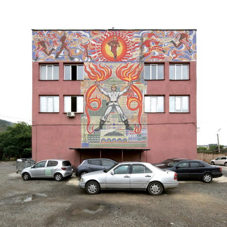 Feuerwache Ortatschala, Giwi Kerwalischwili, Tbilisi 1979, aus Mosaiken der Sowjetmoderne