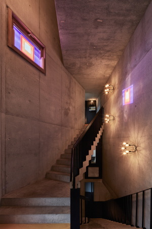 Kino-Monolith von dePaor architects