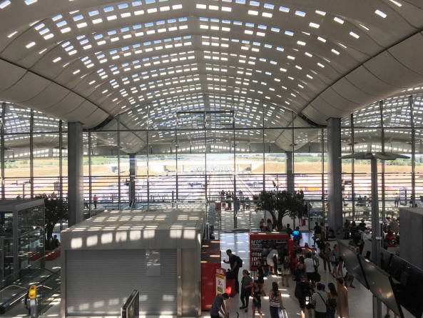 TGV-Bahnhof in Montpellier von Marc Mimram Architects